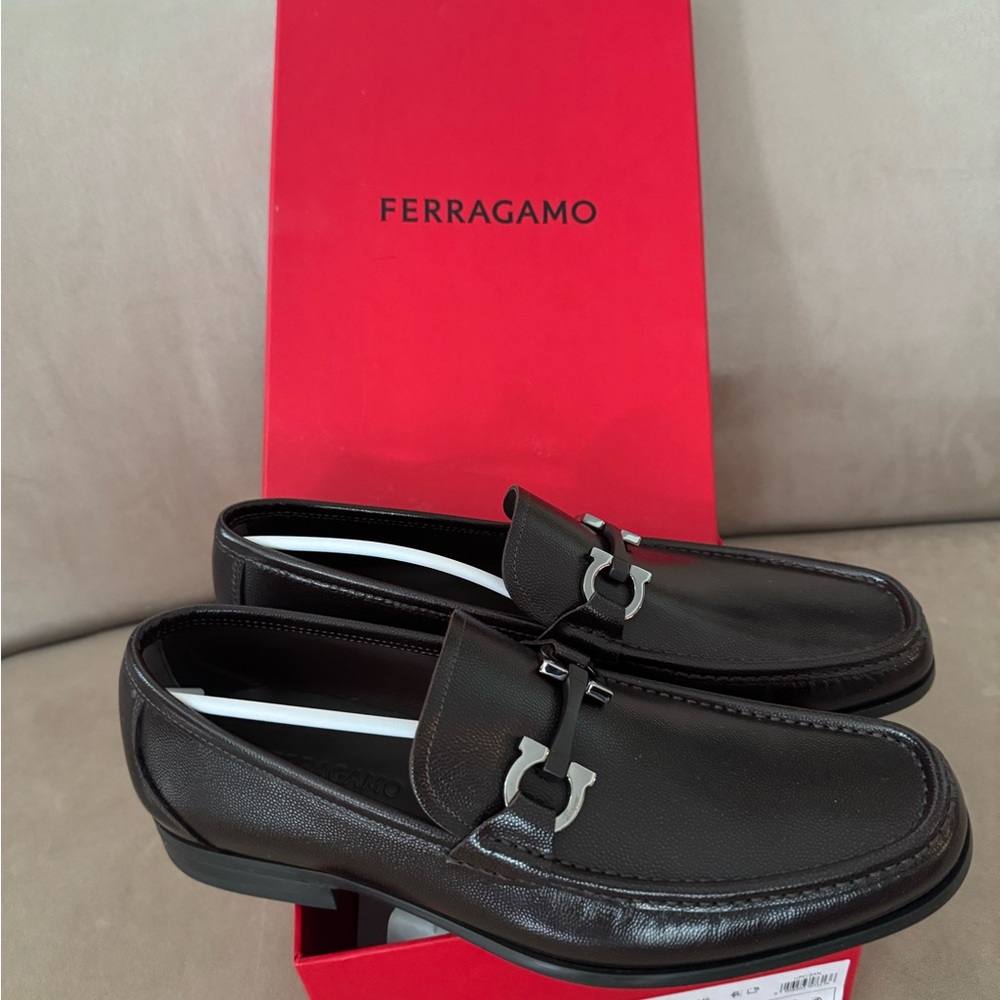 Salvatore Ferragamo Grandioso 2 Loafers Cocoa Brown Pebble Calf Men’s 9 EE New